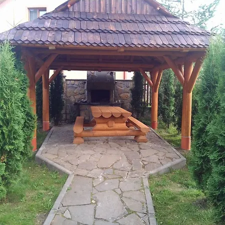Zoriana Деревянный коттедж