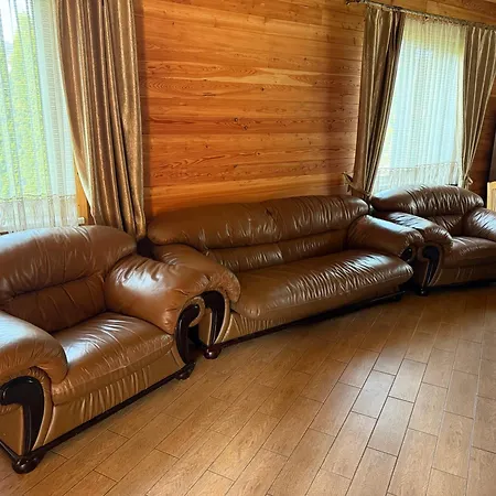 Zoriana אכסניה